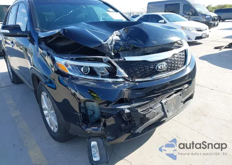 2015 Kia Sorento Lx из США, поврежденный, VIN 5XYKT4A64FG635414